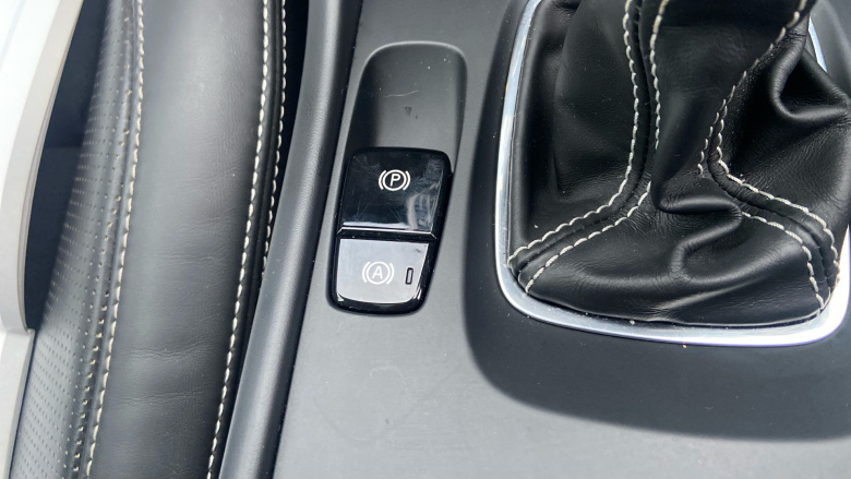 Volvo Xc40 1.5 T3 R DESIGN 5dr Petrol Estate